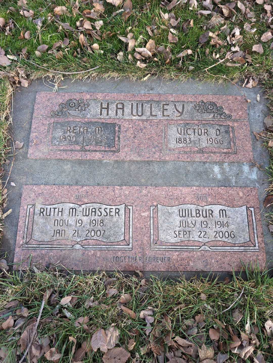 Victor D. Hawley's grave. Photo 3