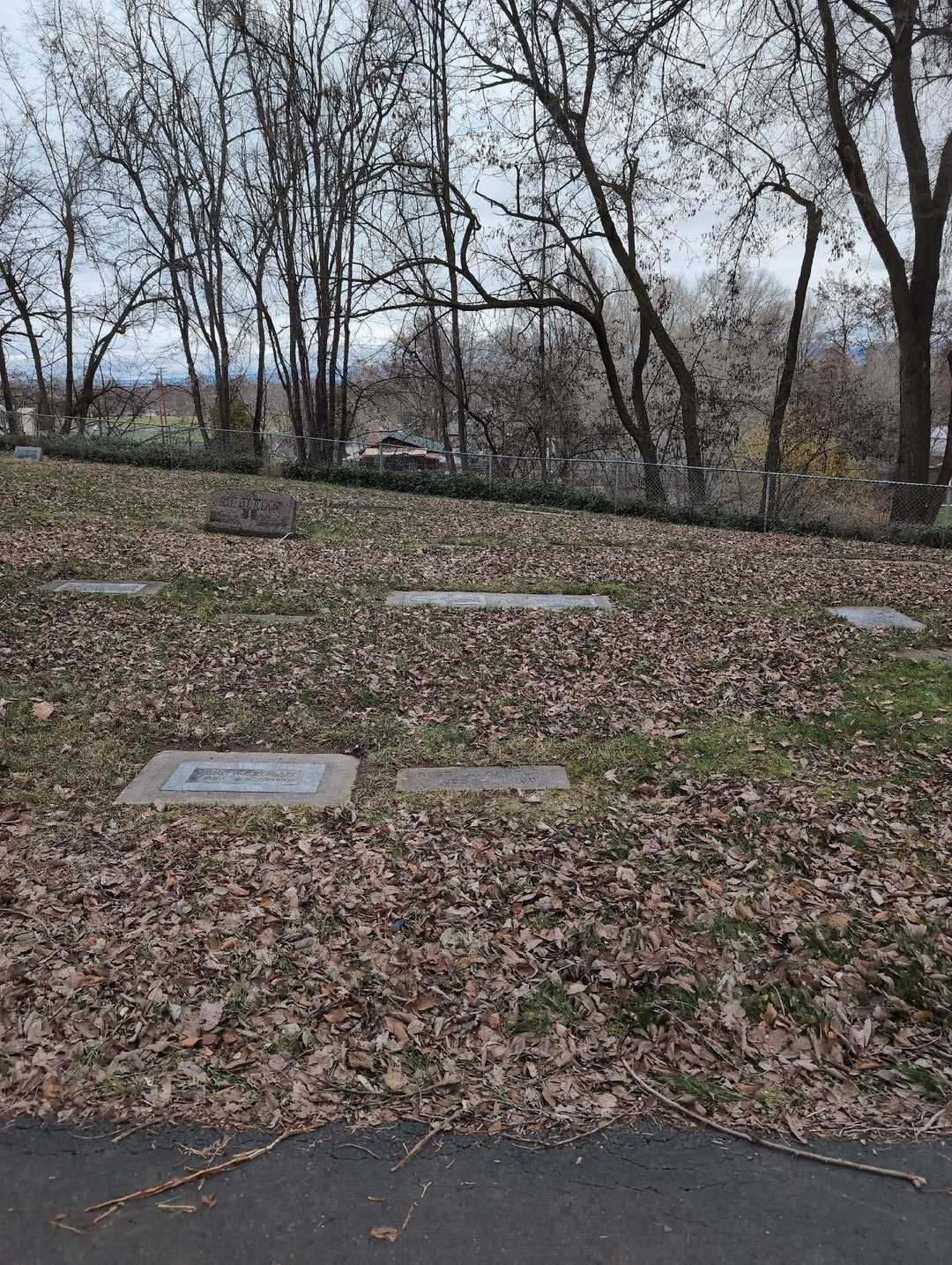 Rose Unruh Getzlaff's grave. Photo 2