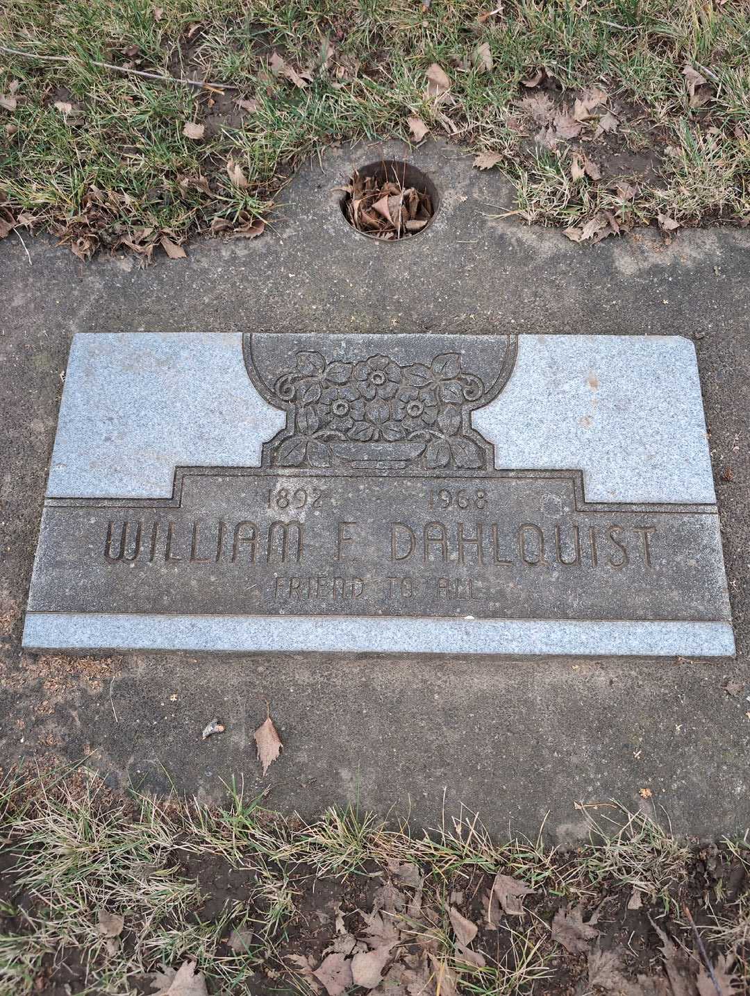 William Dahlquist's grave. Photo 3