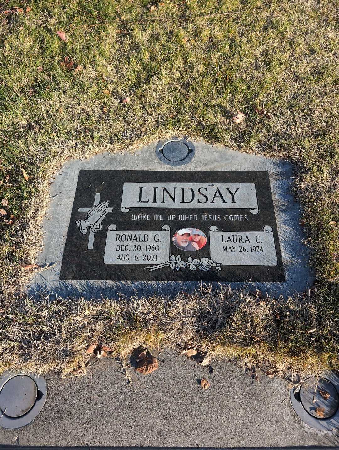 Gene Wesley Lindsay's grave. Photo 5