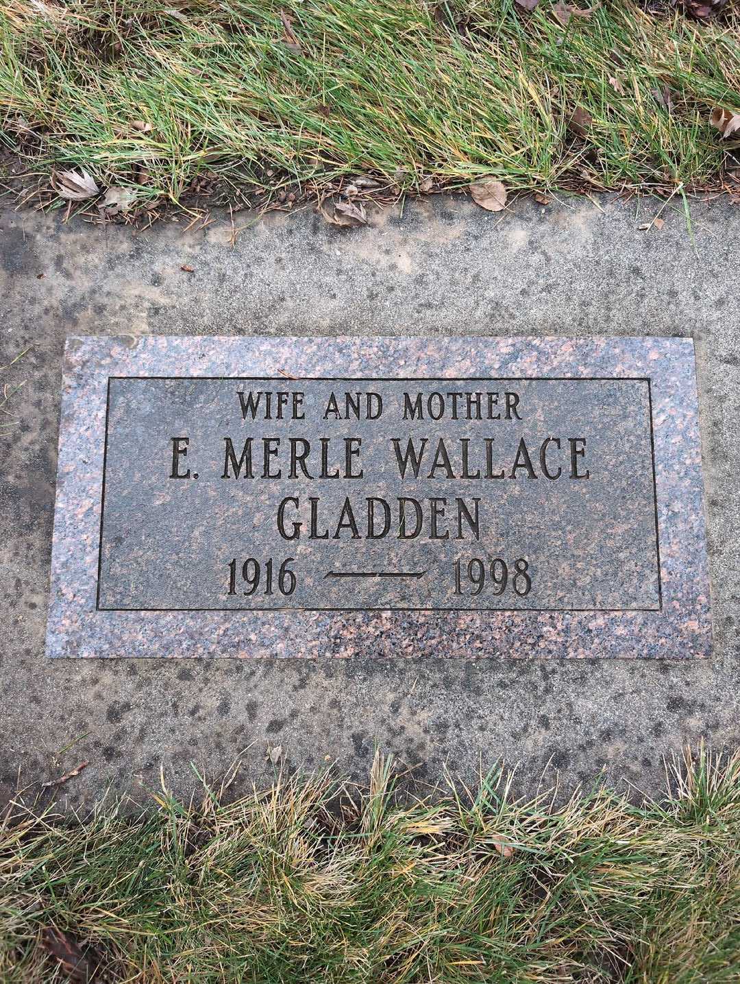 E. Merle Wallace Gladden's grave. Photo 3