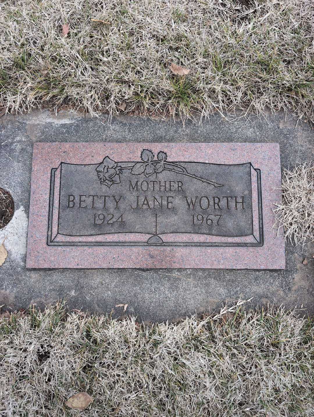 Betty Jane Worth's grave. Photo 3