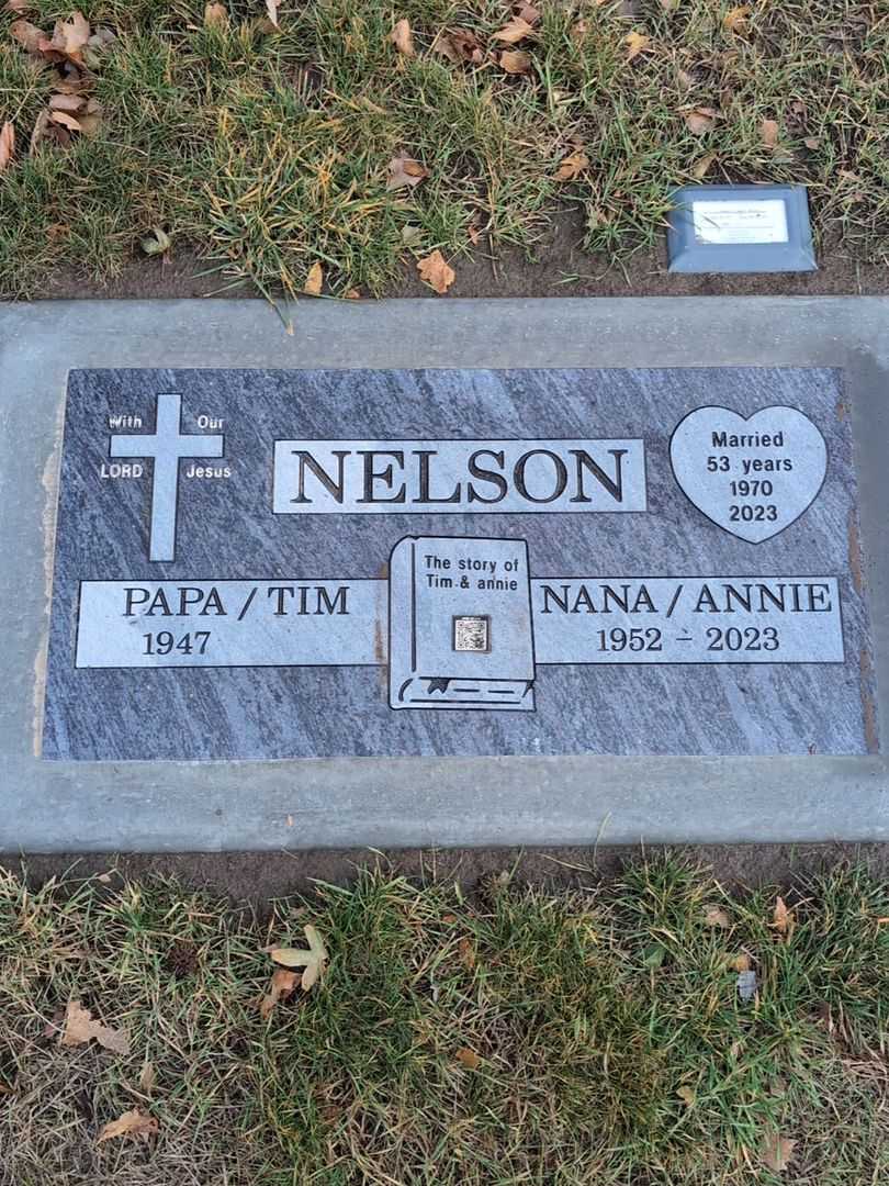 Joanne "Annie" Nelson's grave. Photo 1