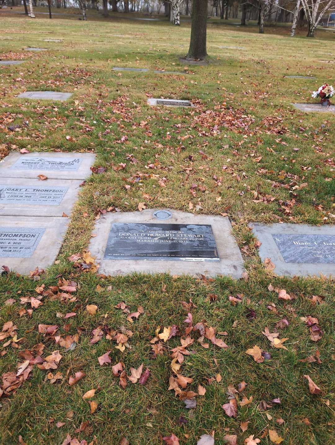 Donald Howard Stewart's grave. Photo 2