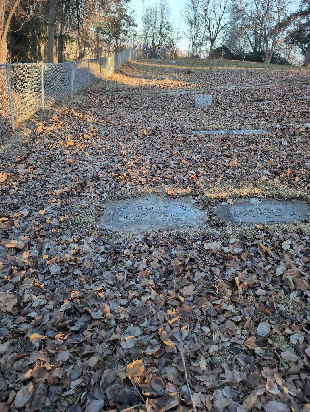 Virginia A. Mabley's grave. Photo 2