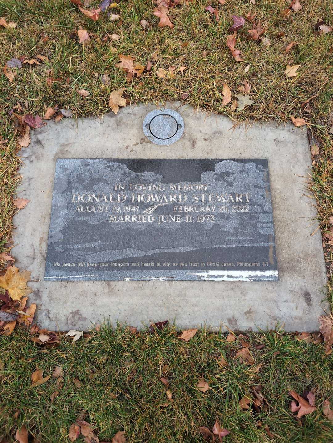 Donald Howard Stewart's grave. Photo 3