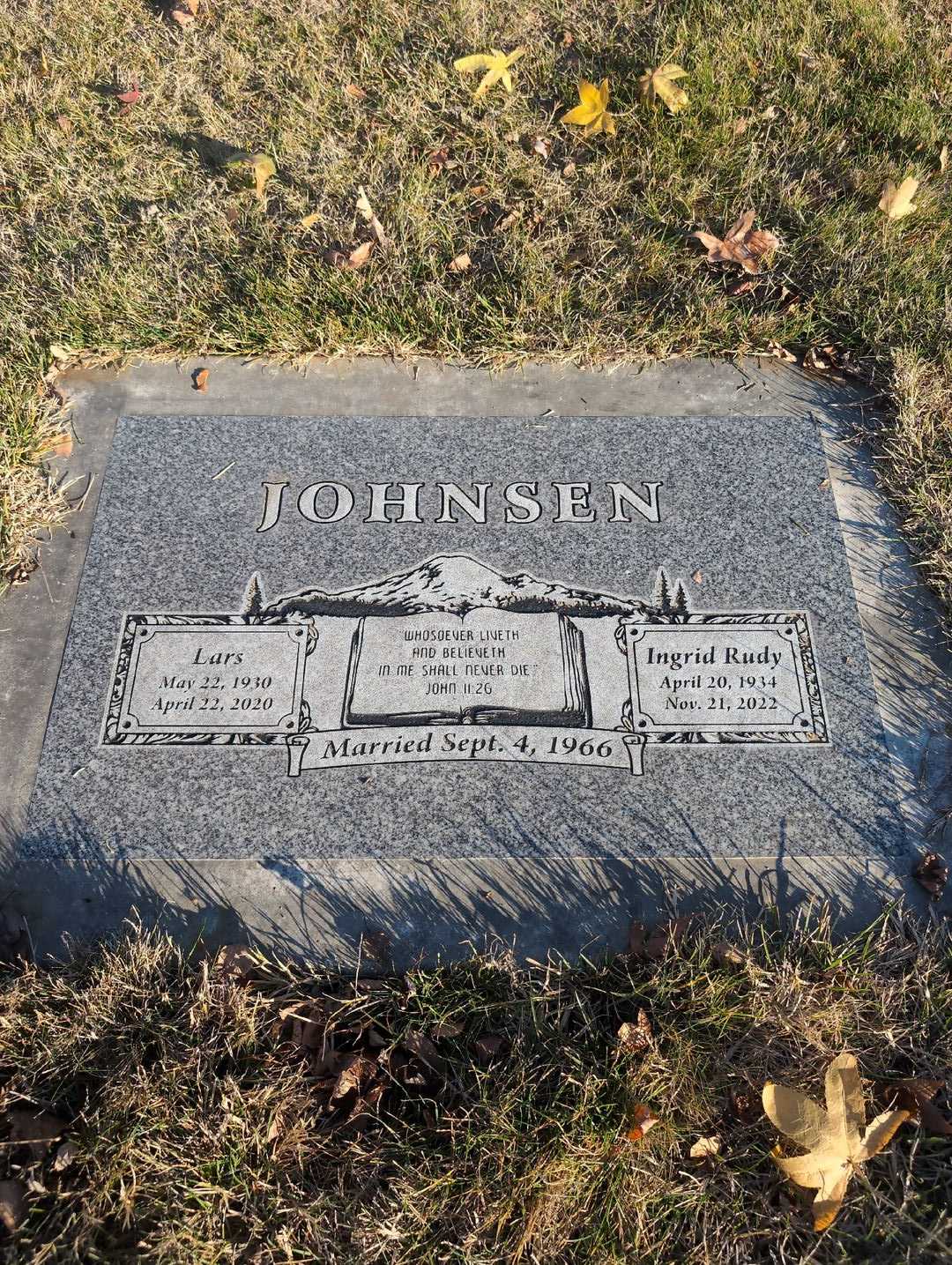 Ingrid Rudy Johnsen's grave. Photo 3