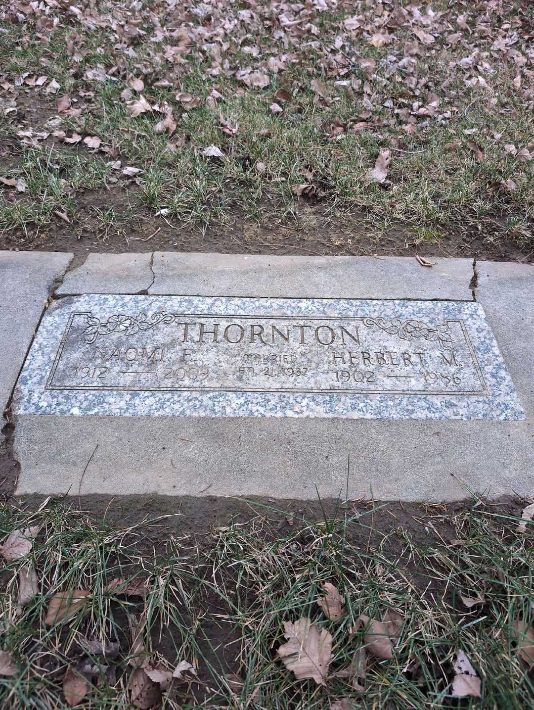 Herbert M. Thornton's grave. Photo 3