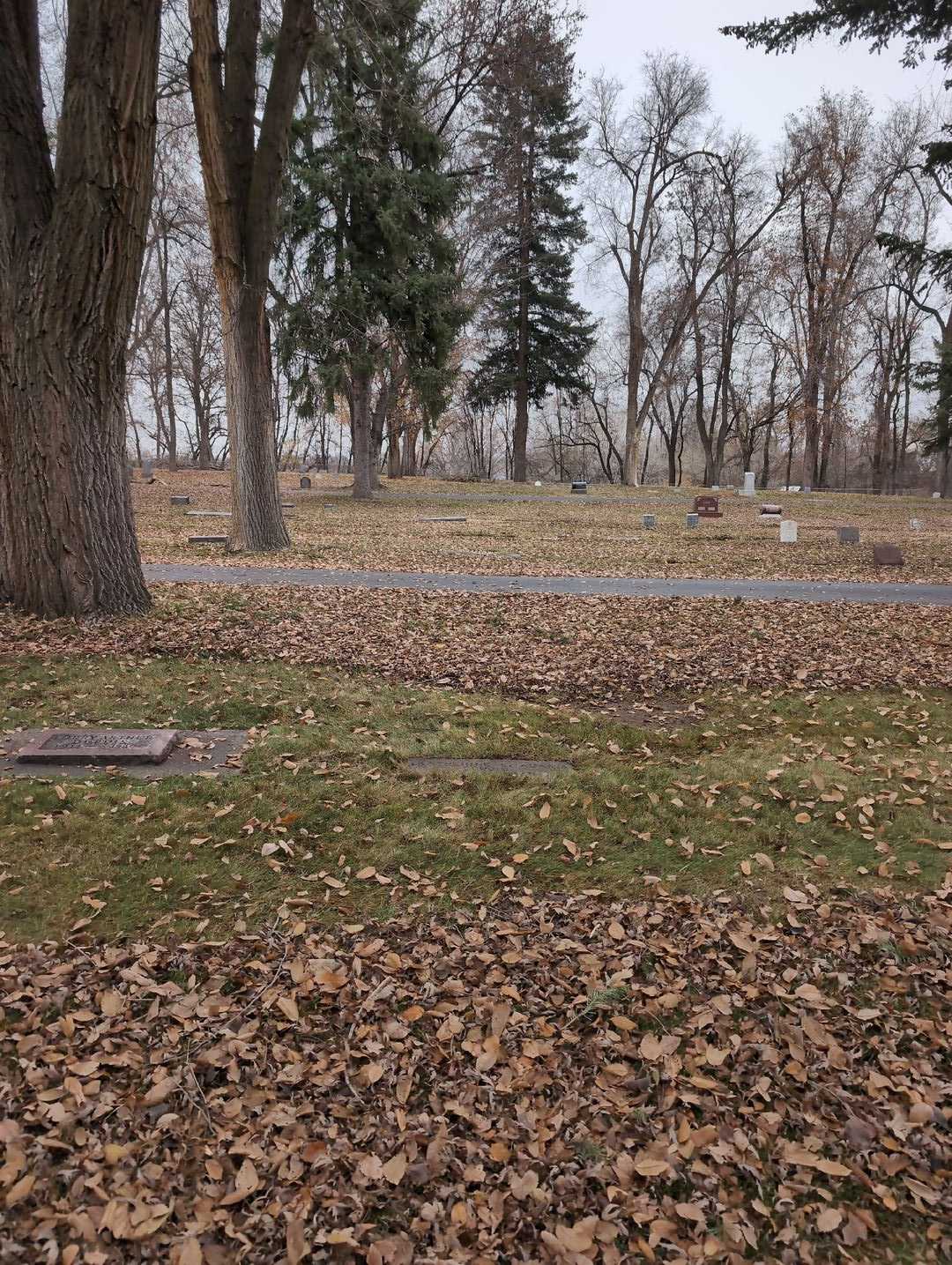 Katherine L. Adams Dupuis's grave. Photo 2