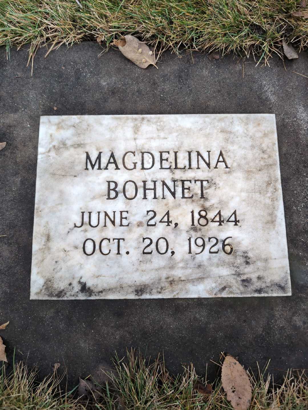 Magdeline Kraft Bohnet's grave. Photo 3