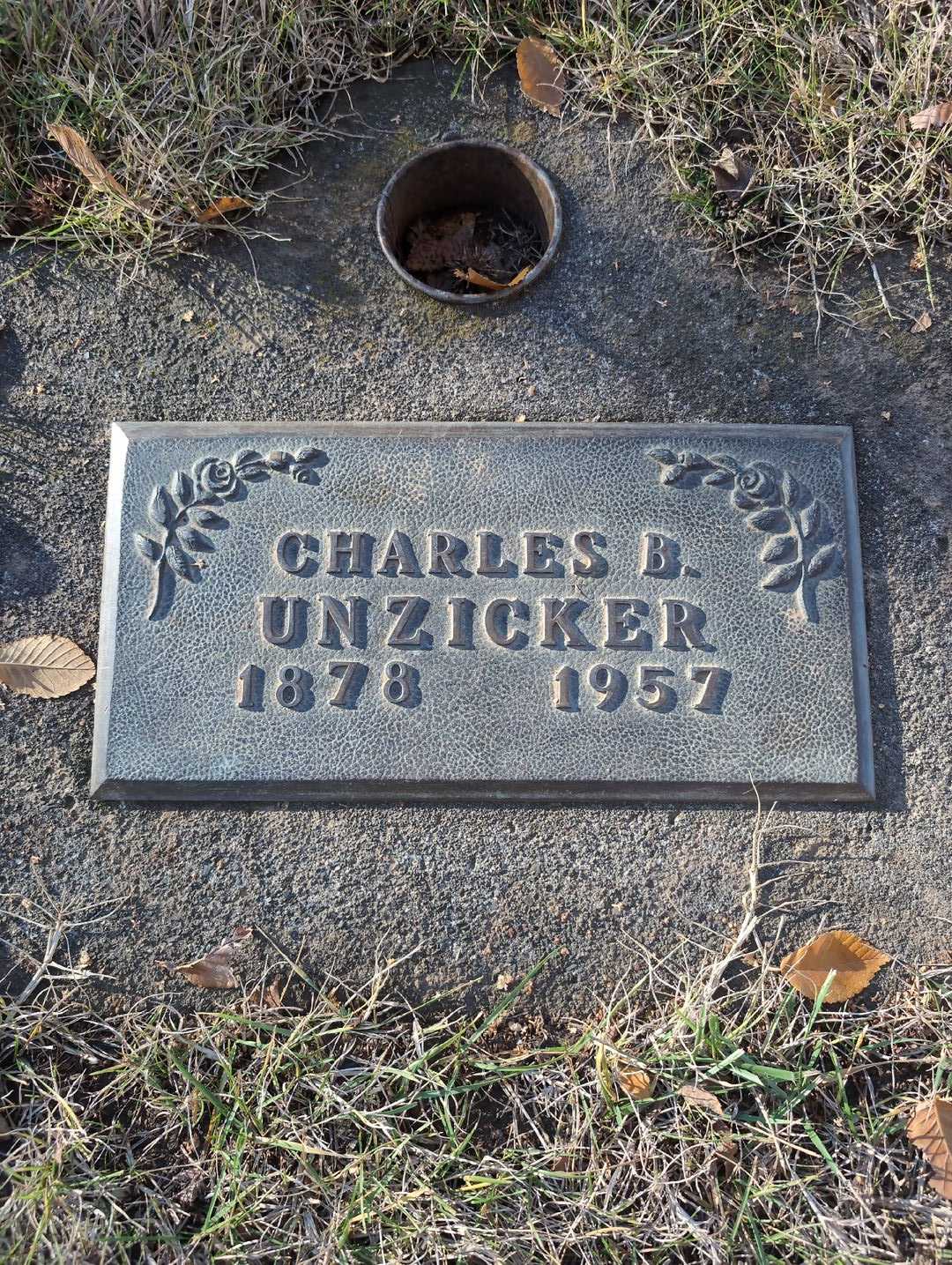 Charles B. Unzicker's grave. Photo 3