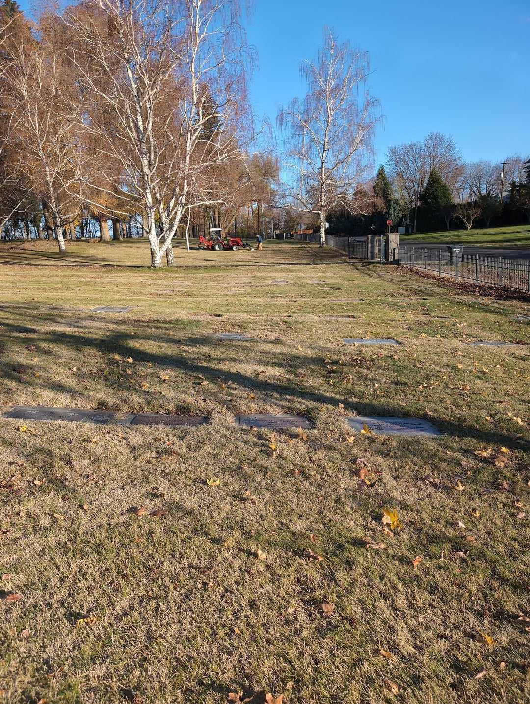 Eryn J. Hackett's grave. Photo 2