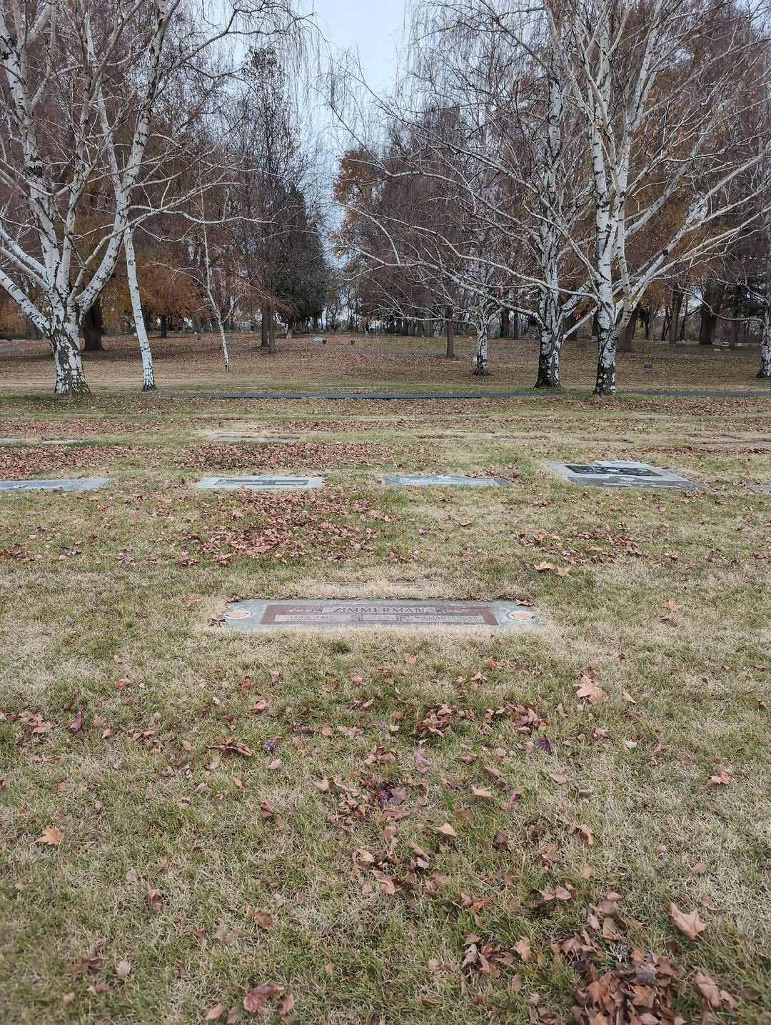 Merlin E. Zimmerman's grave. Photo 4