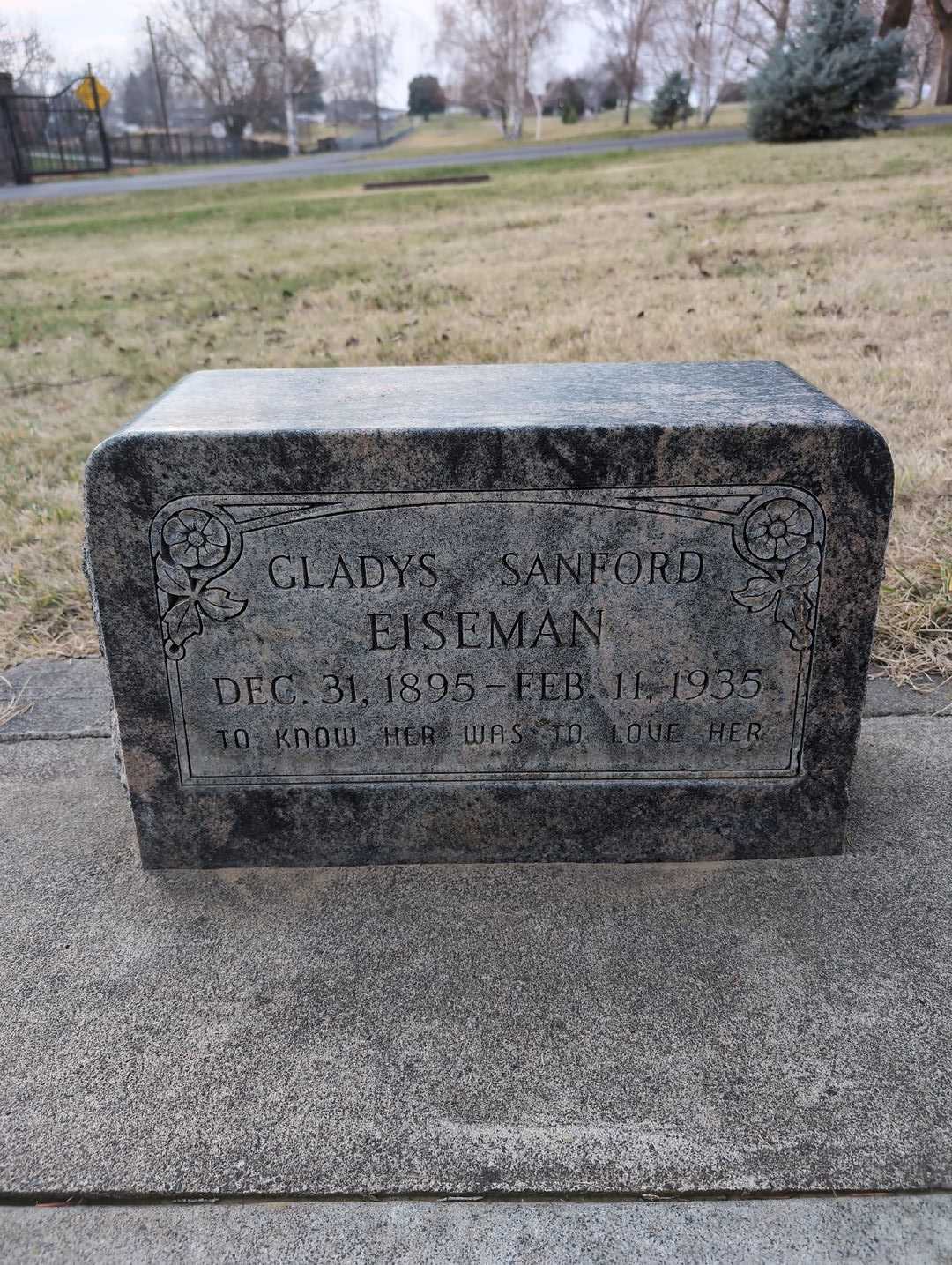 Barbara J. Unterseher's grave. Photo 1
