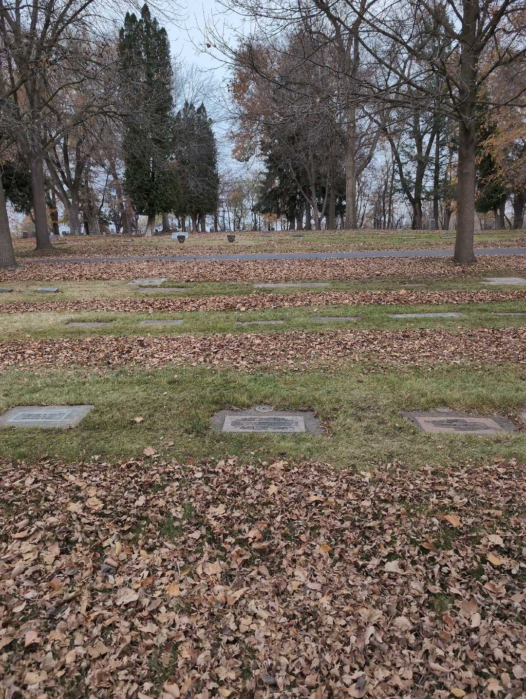 John D. Unruh's grave. Photo 2