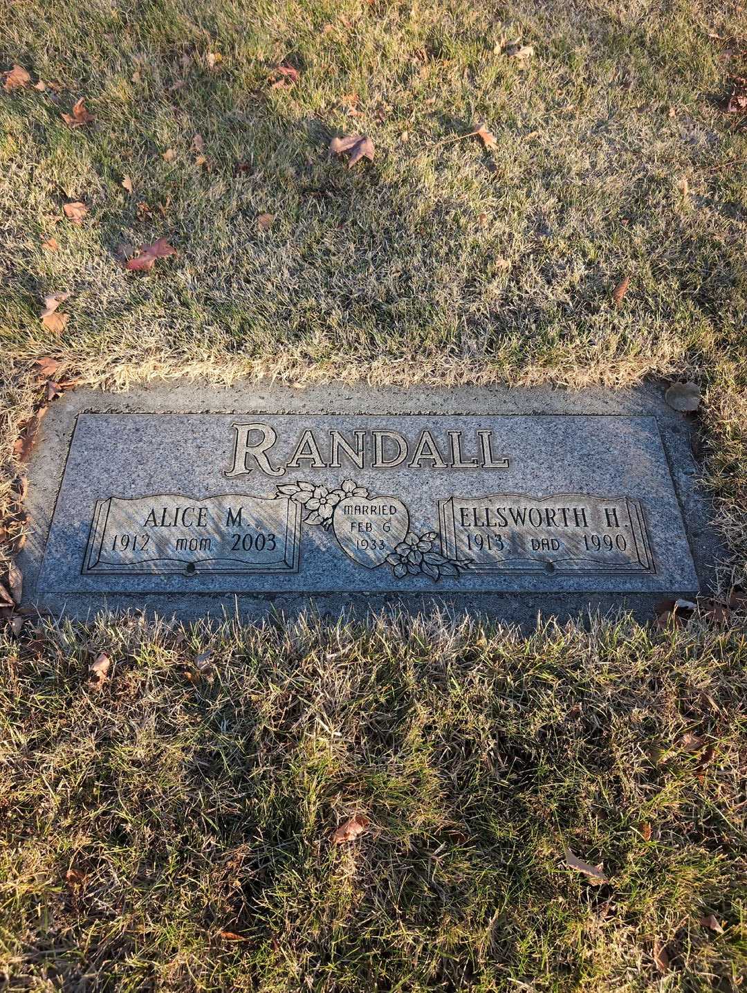 Ellsworth H. Randall's grave. Photo 3