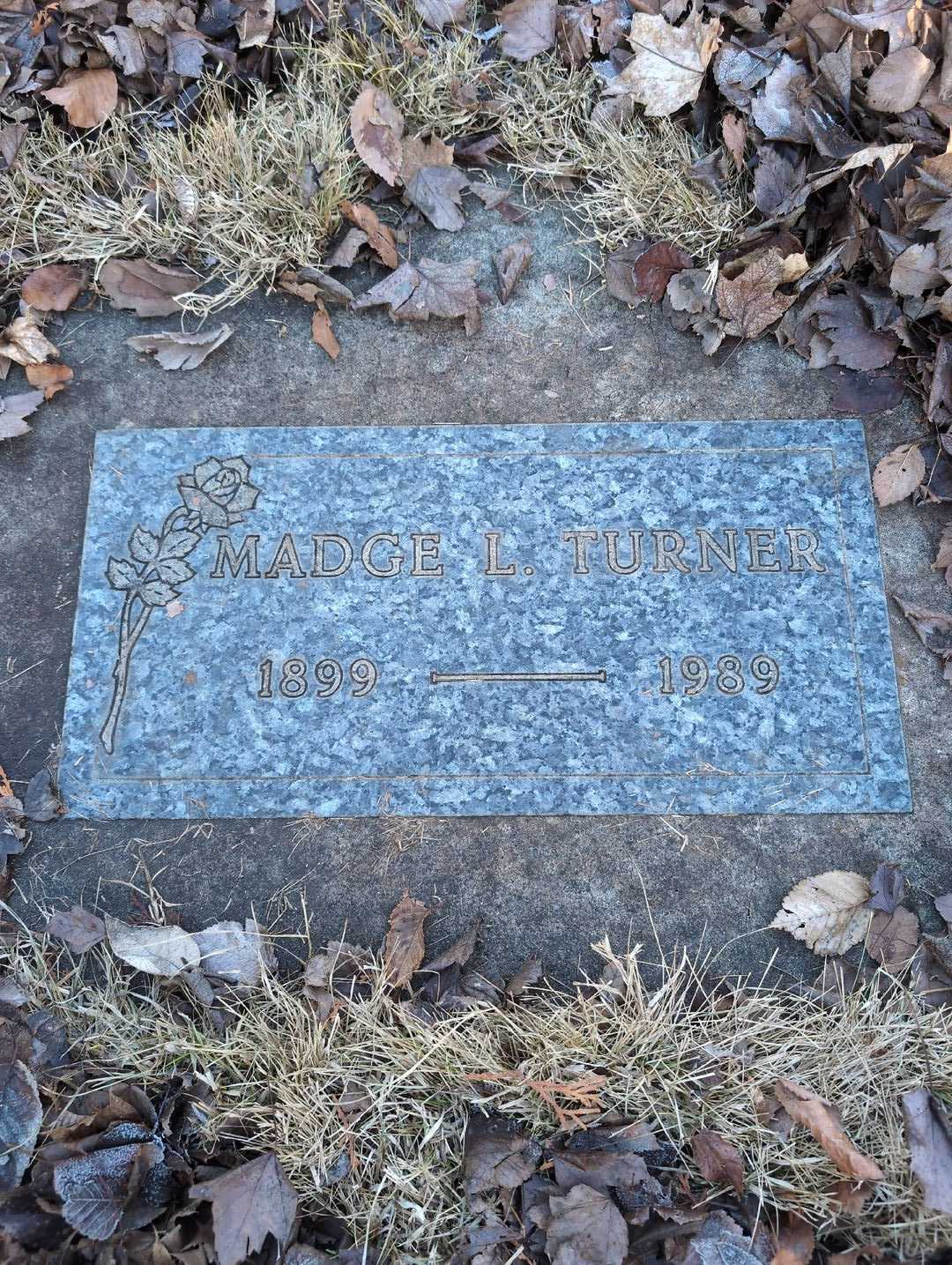 Madge L. Turner's grave. Photo 3