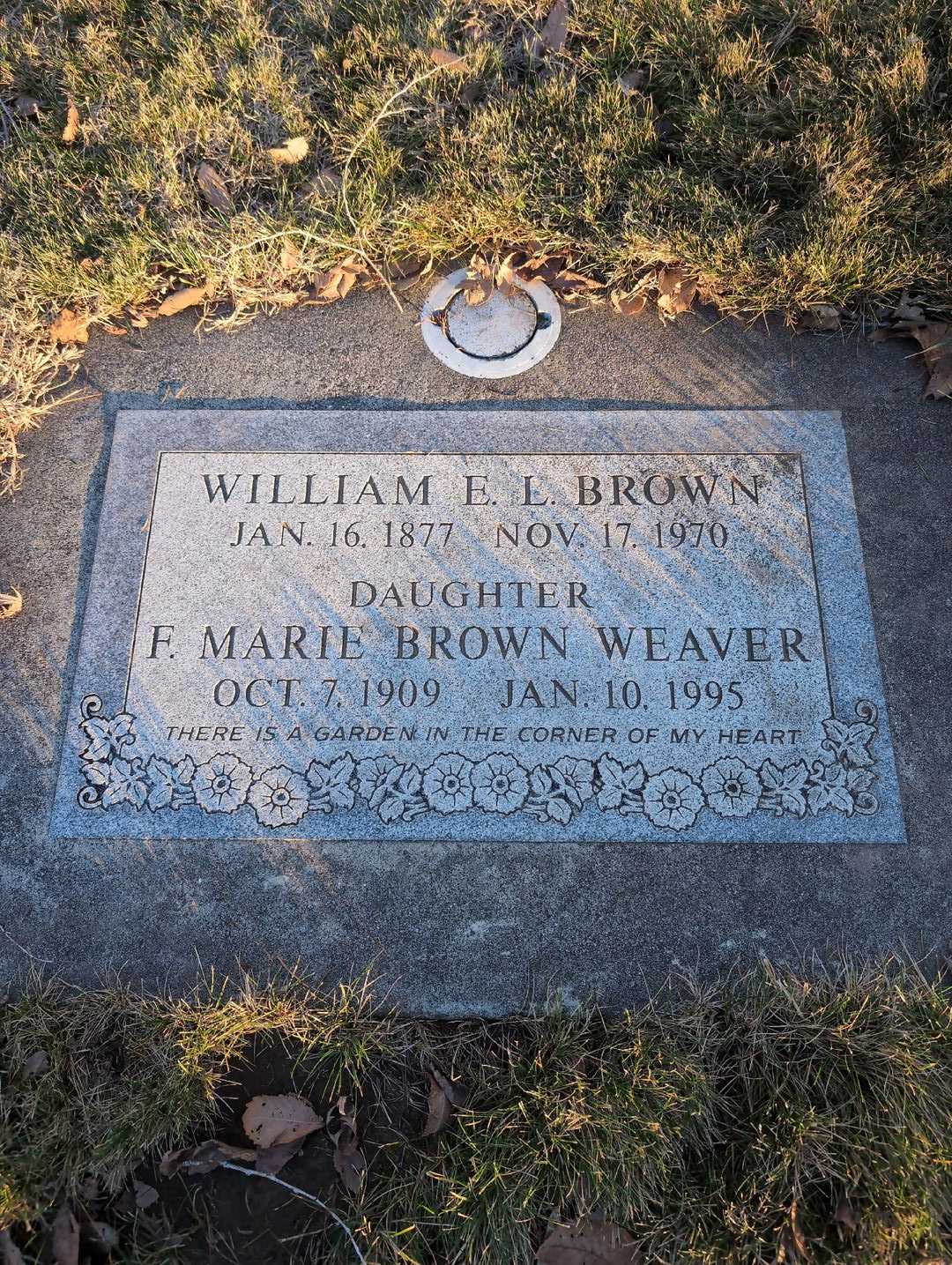 Mae B. Lair Brown's grave. Photo 5