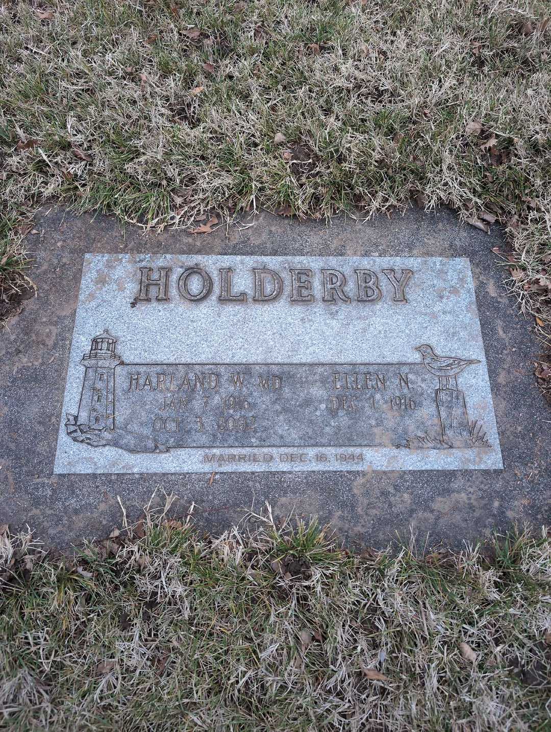 Ellen N. Holderby's grave. Photo 5