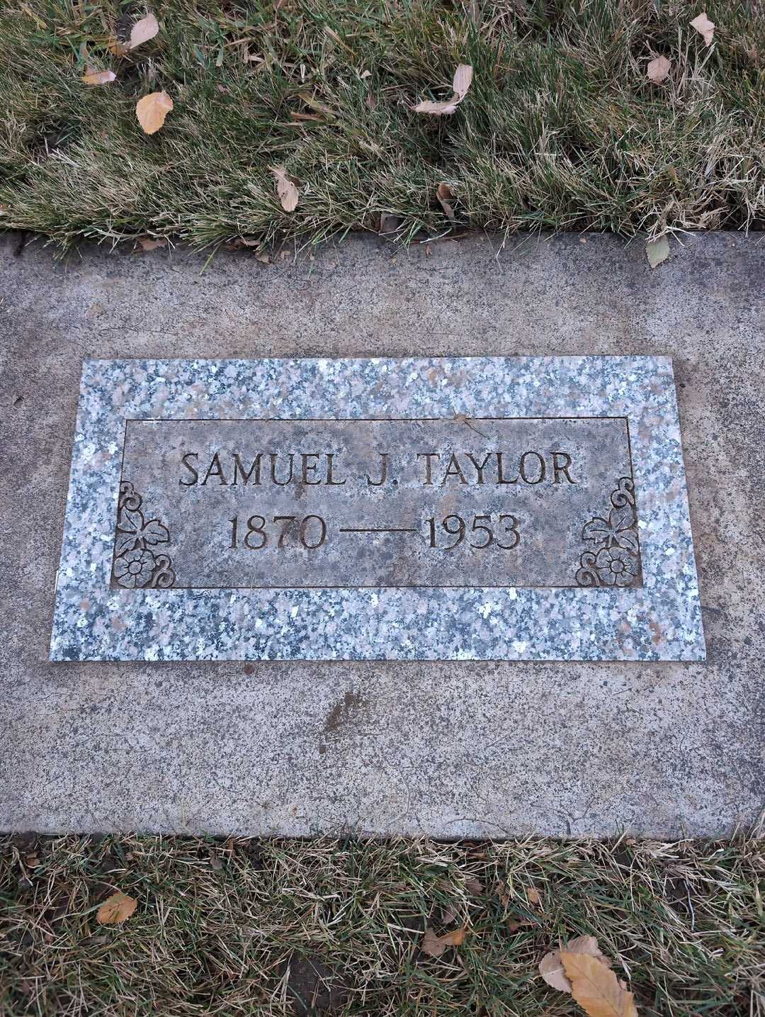 Samuel J. Taylor's grave. Photo 3