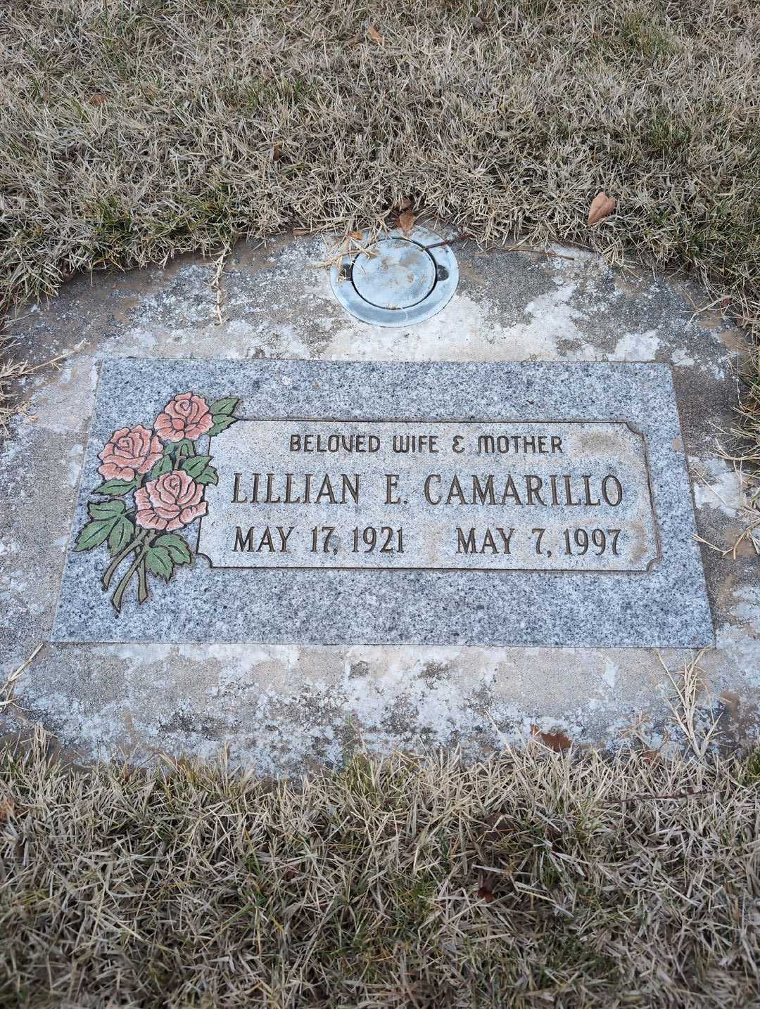 Lillian Evelyn Camarillo's grave. Photo 3