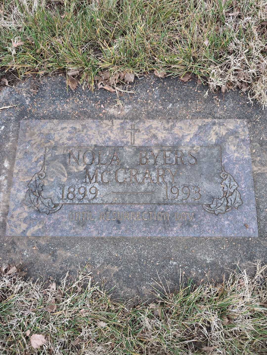 Nola Byers McCrary's grave. Photo 3