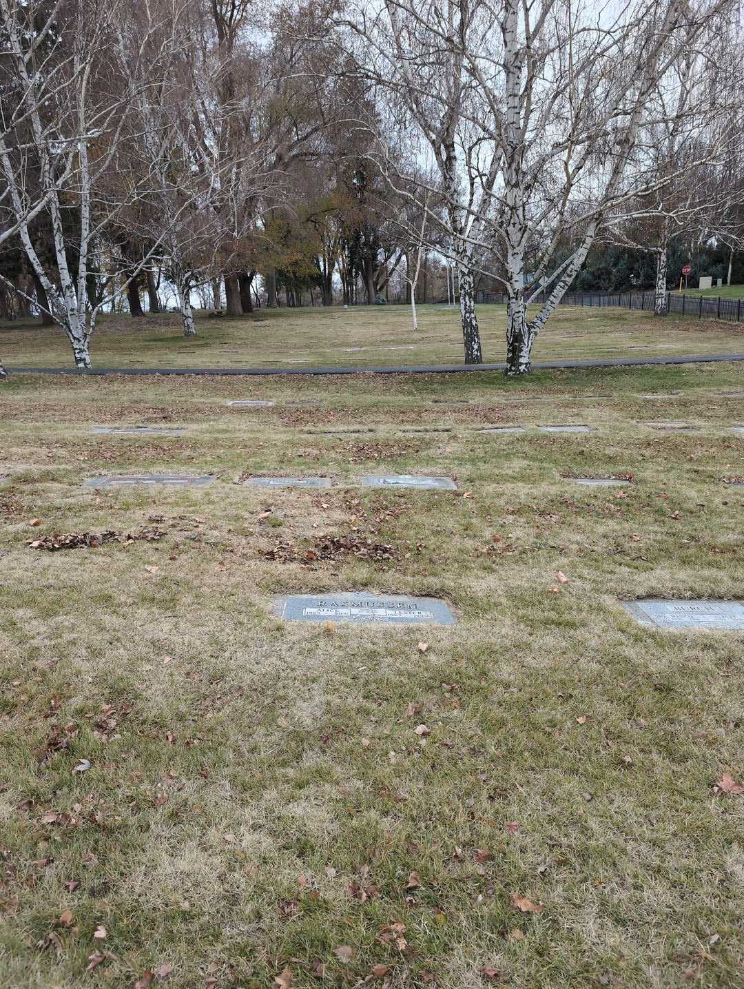Alice Rasmussen's grave. Photo 2