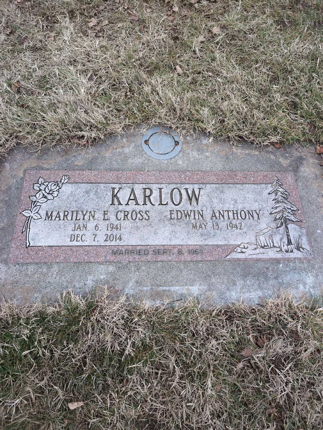 Edwin Karlow's grave. Photo 1