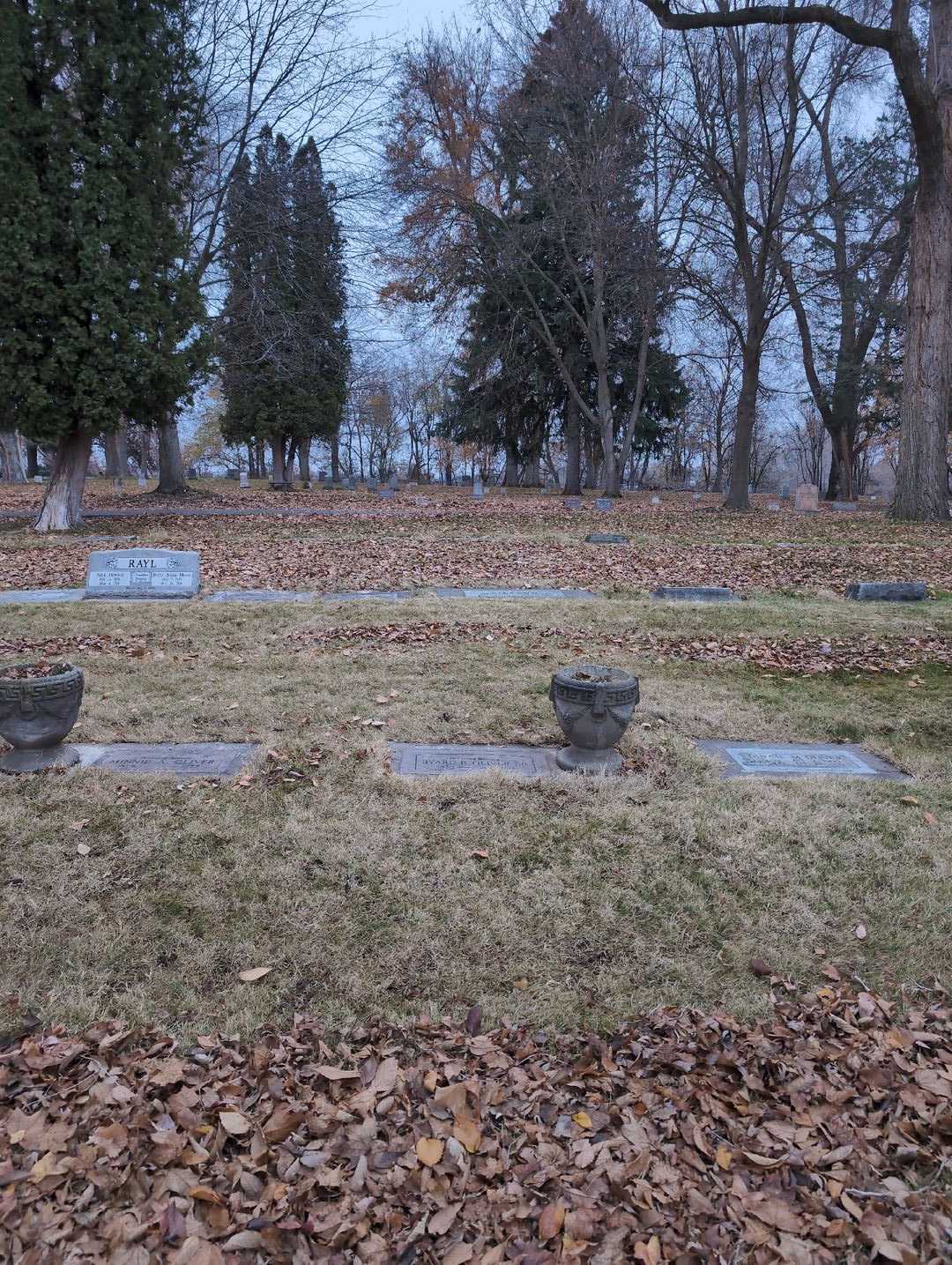 Byard Bertram Oliver Senior's grave. Photo 2