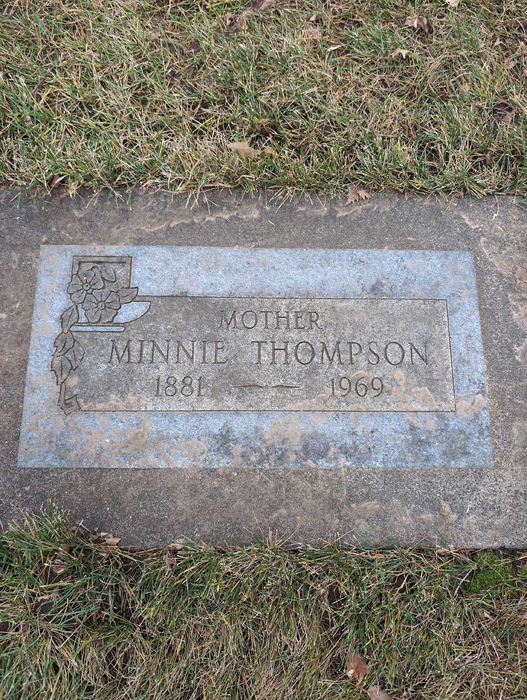 Hermina "Minnie" Thompson's grave. Photo 3