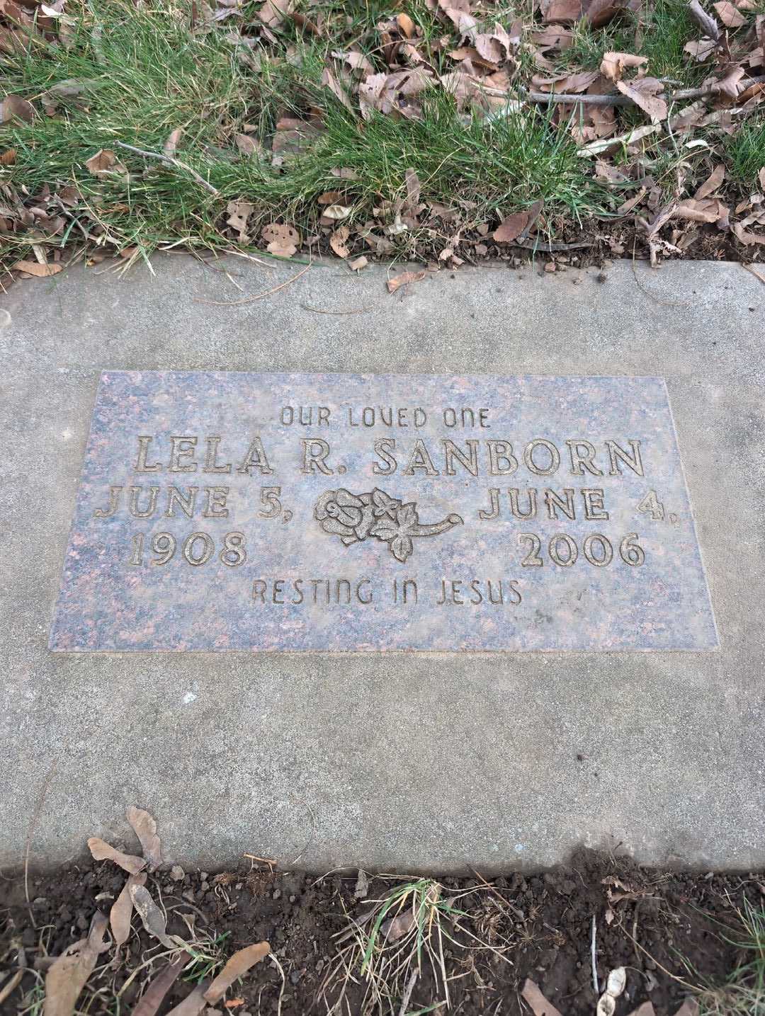 Lela Ruth Sanborn's grave. Photo 3