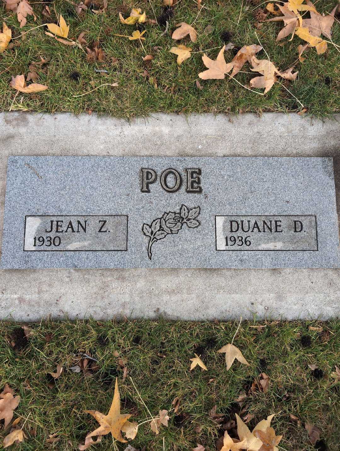 Duane D. Poe's grave. Photo 3