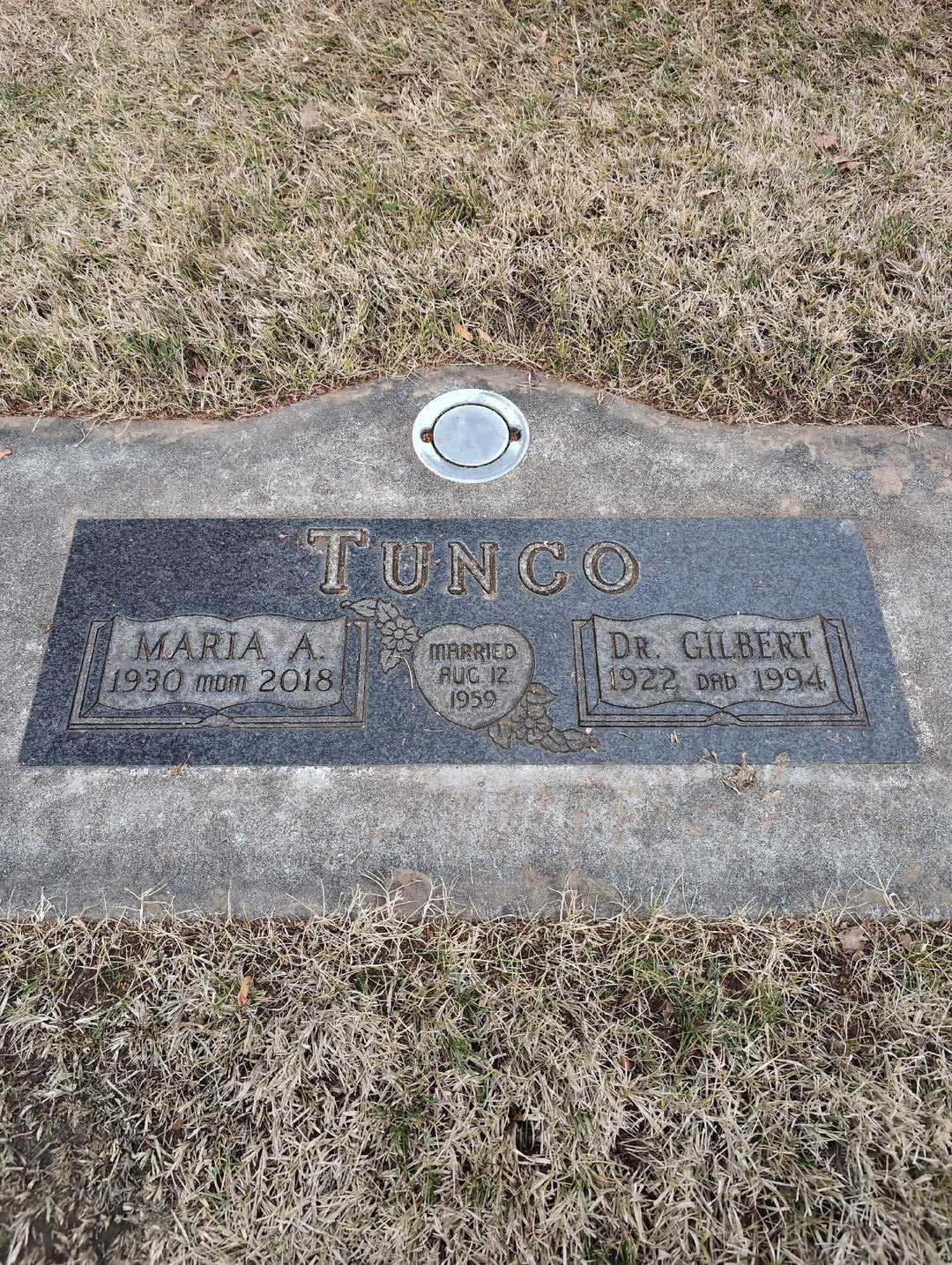 Doctor Gilbert Tunco's grave. Photo 3
