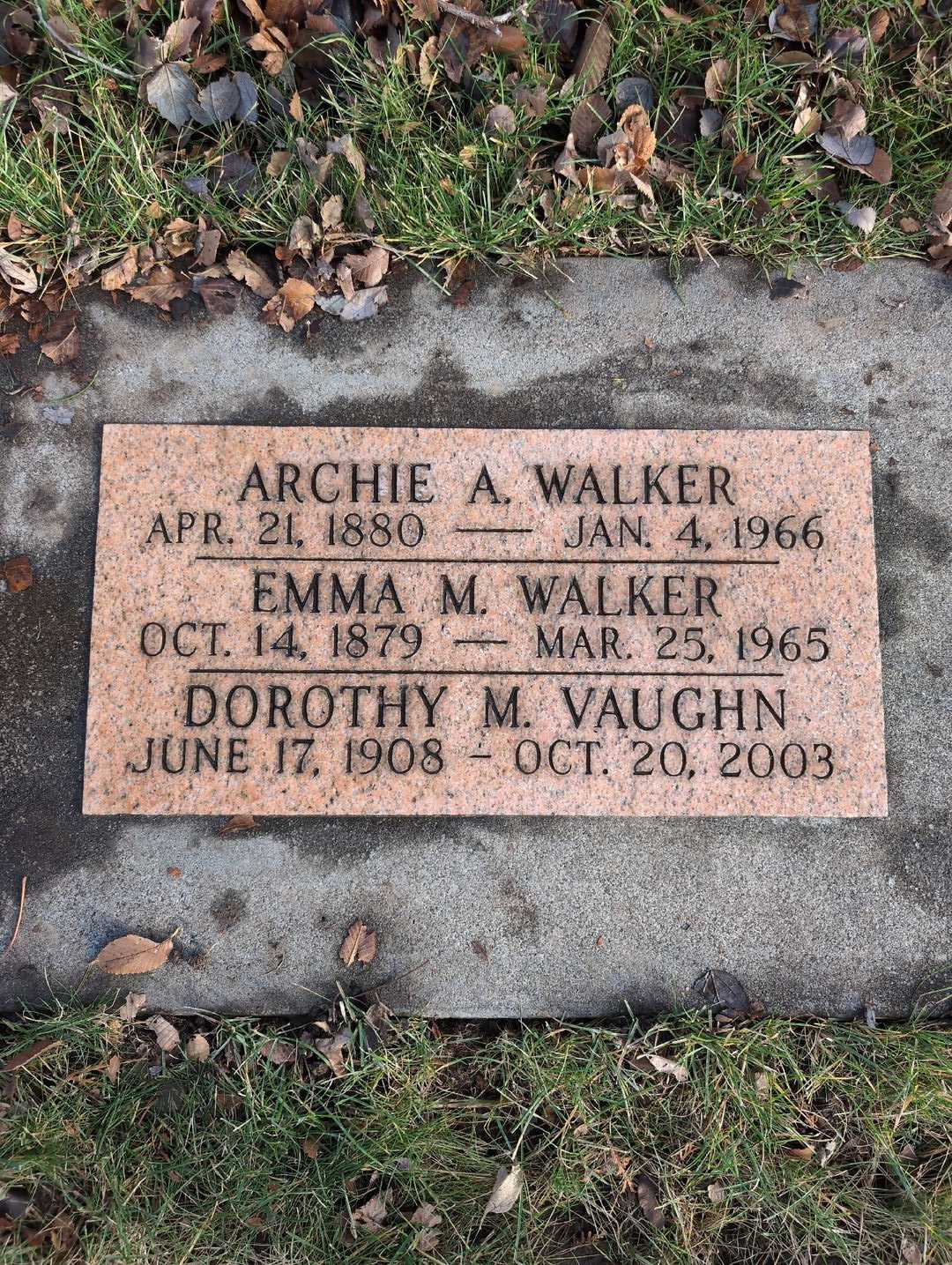 Ellen A. Ziegele's grave. Photo 1