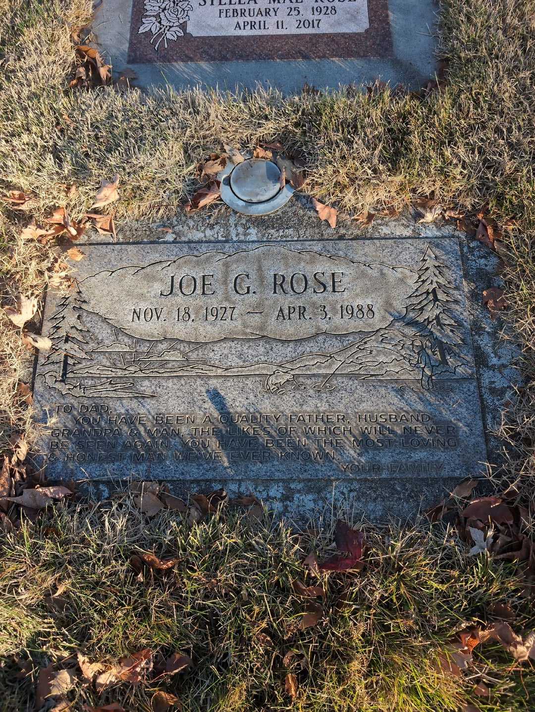 Ellsworth H. Randall's grave. Photo 1