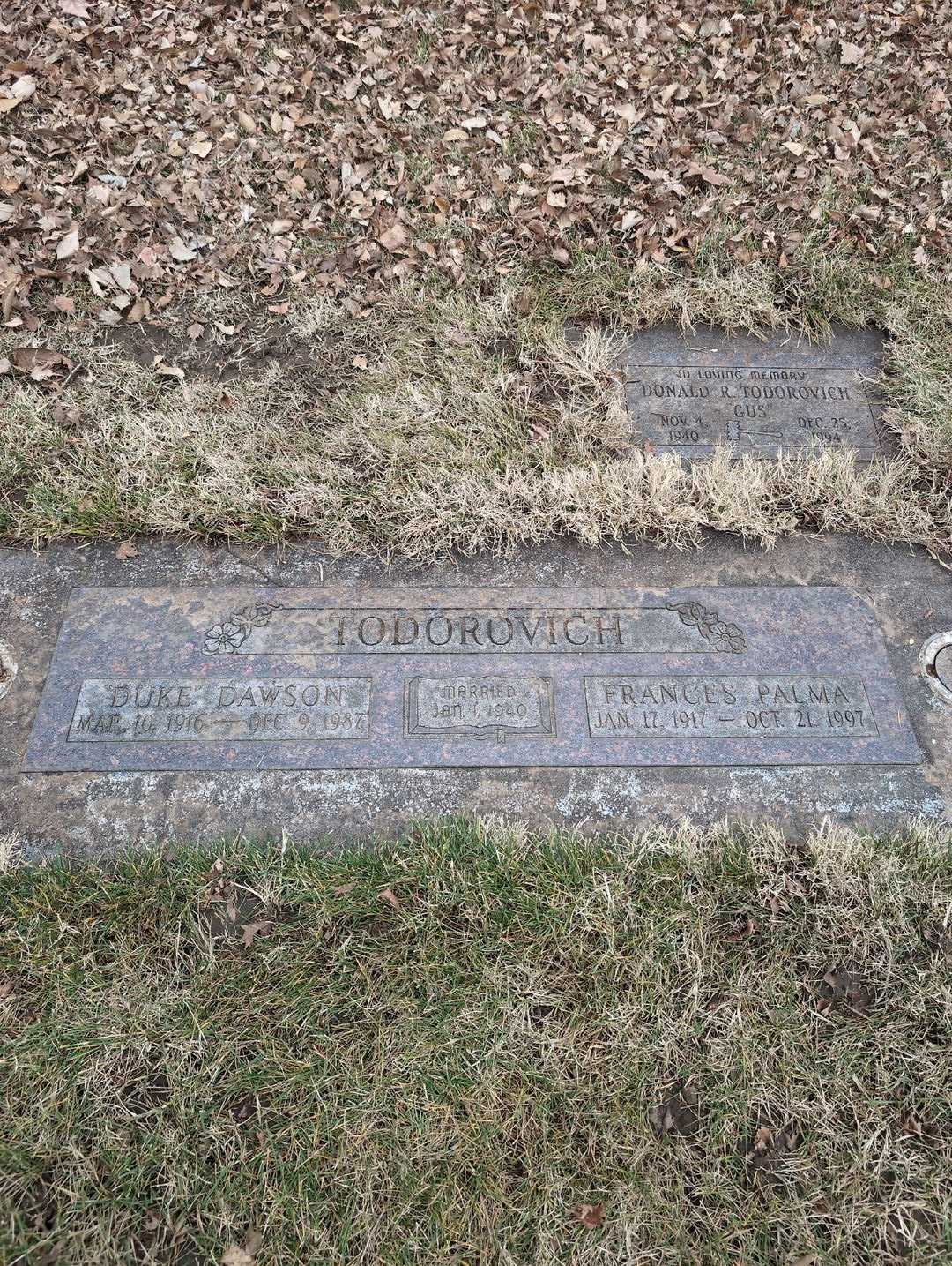 Frances Palma Todorovich's grave. Photo 3