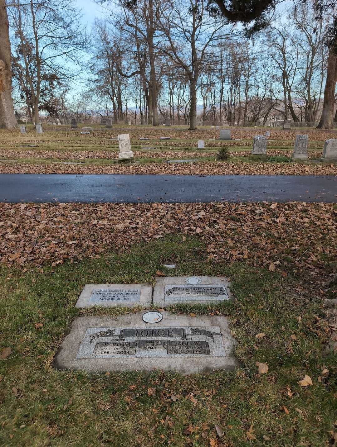 Gene Orville Spencer's grave. Photo 2