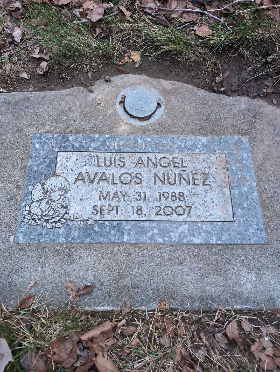 Luis Angel Avalos Nunez's grave. Photo 3