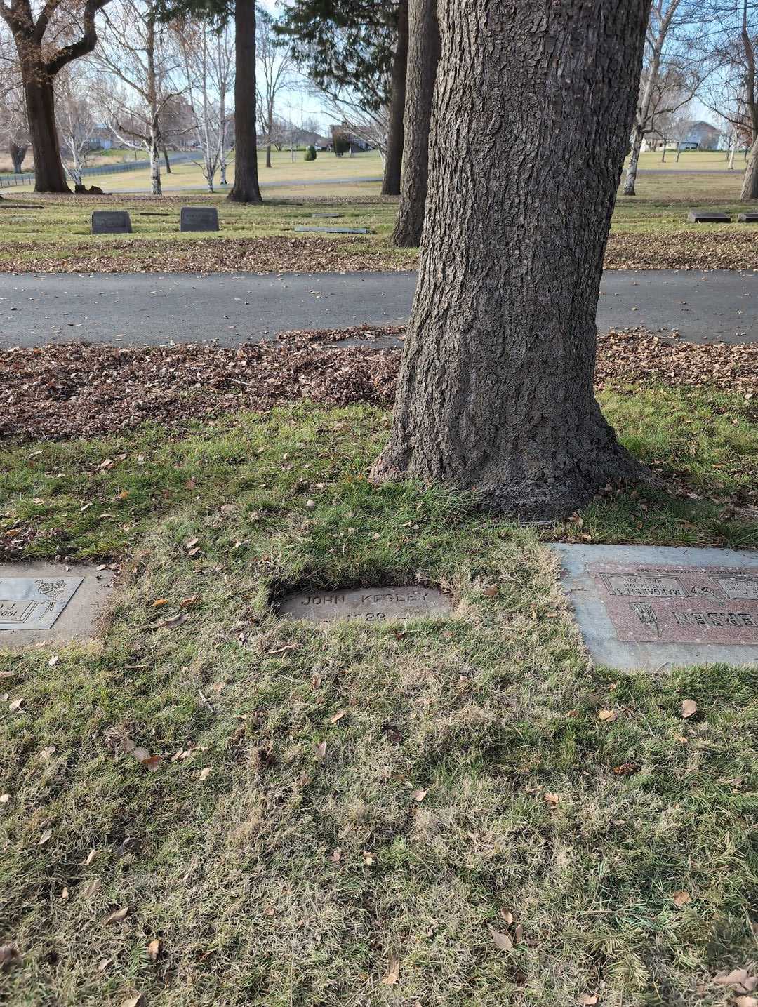 John Kegley's grave. Photo 2