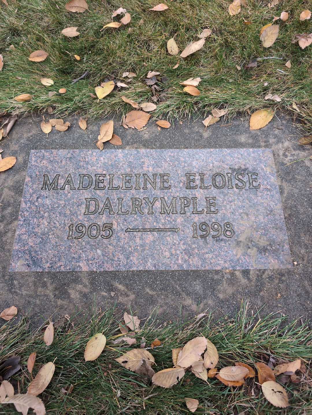 Madeleine Eloise Dalrymple's grave. Photo 3