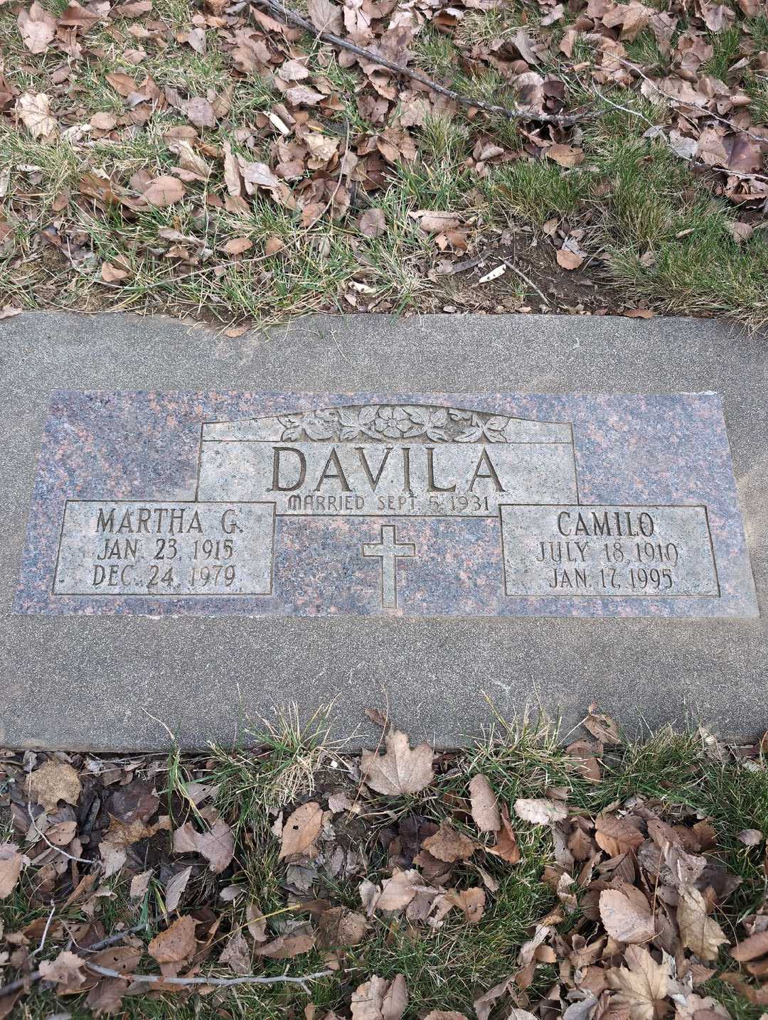 Mabel Raley Ackerman's grave. Photo 1