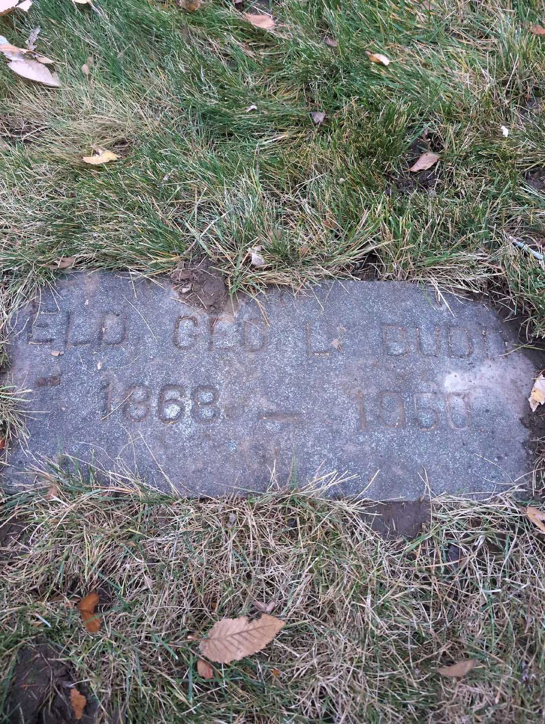 George L. Budd's grave. Photo 3