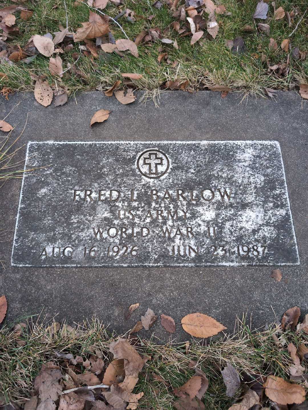 Fred L. Barlow's grave. Photo 3