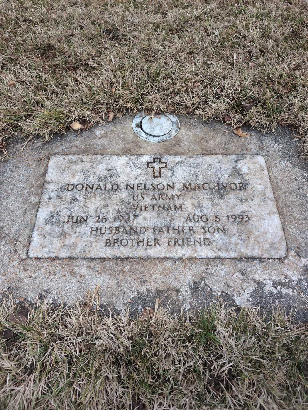Donald Nelson MacIvor's grave. Photo 3