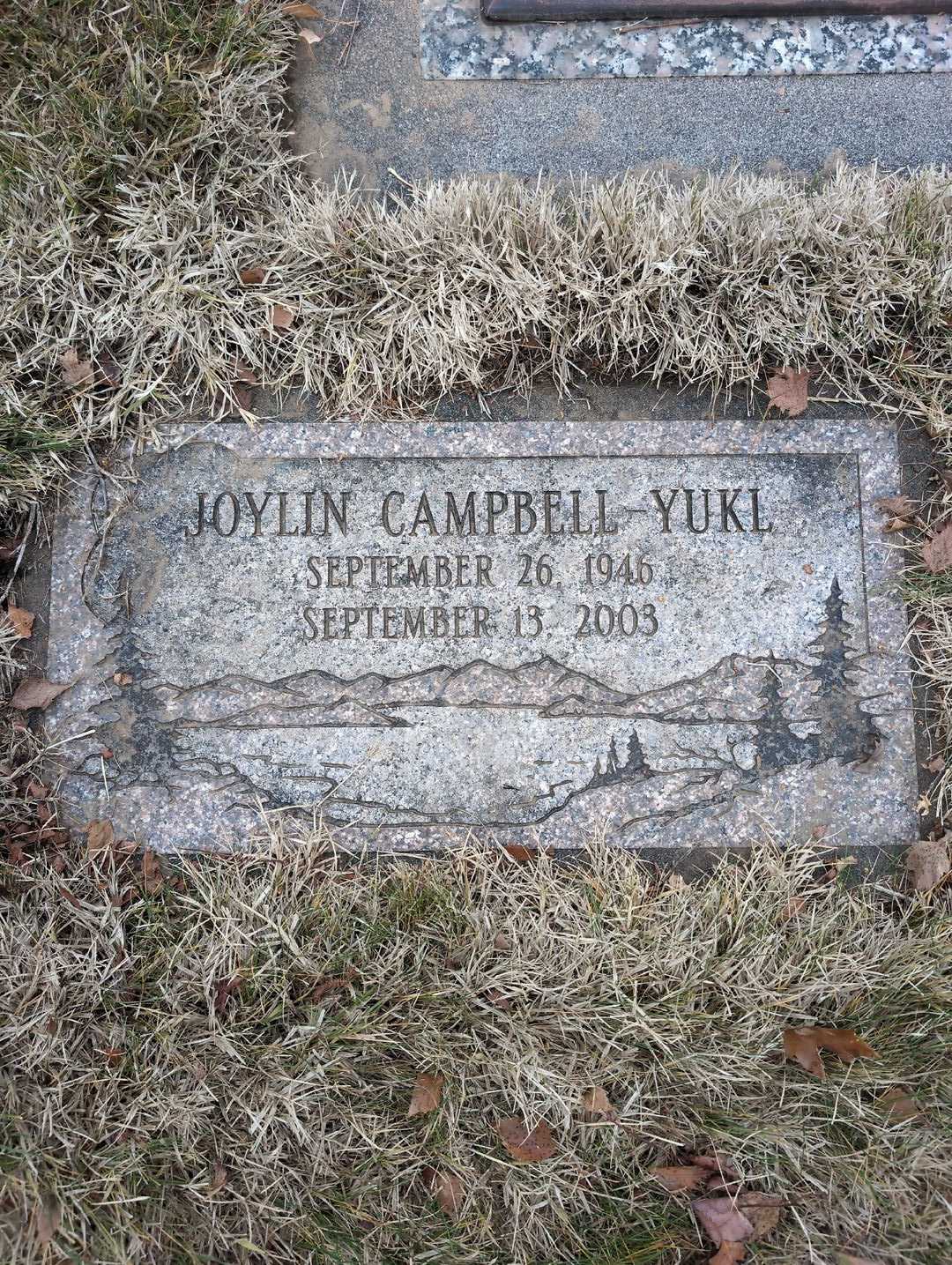 Joylin Campbell-Yukl's grave. Photo 5