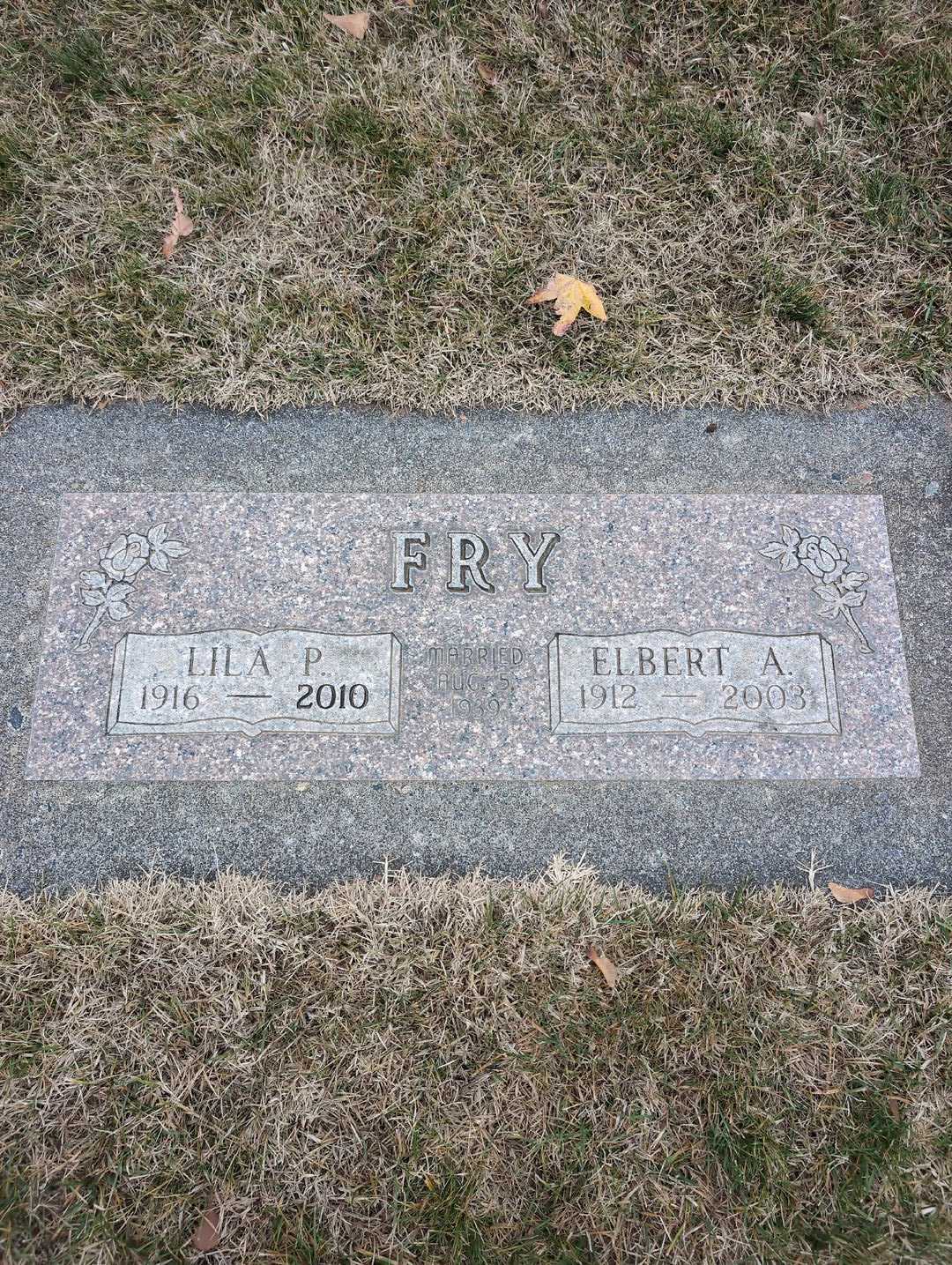 Elbert A. Fry's grave. Photo 3