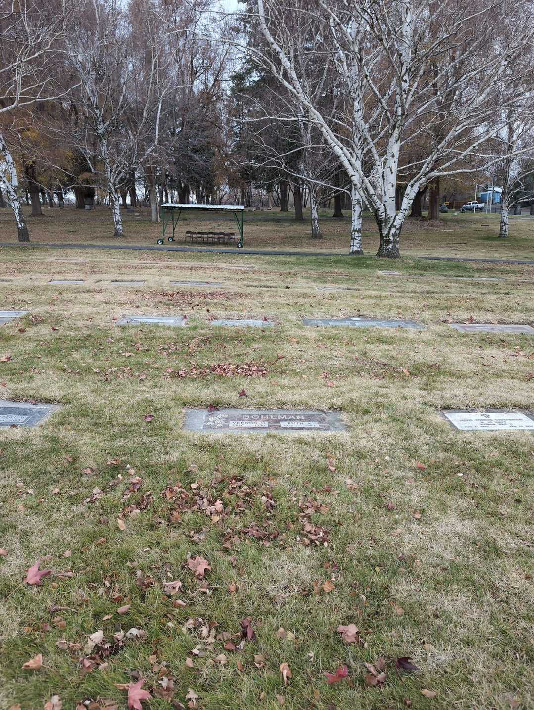 Vernon O. Bohlman's grave. Photo 2