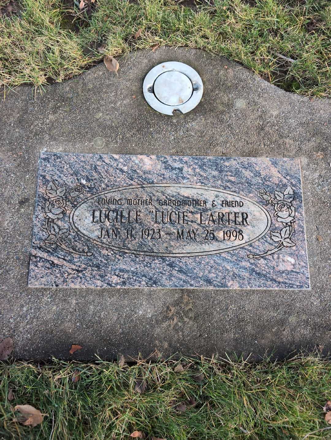 Lucille "Lucie" Larter's grave. Photo 3