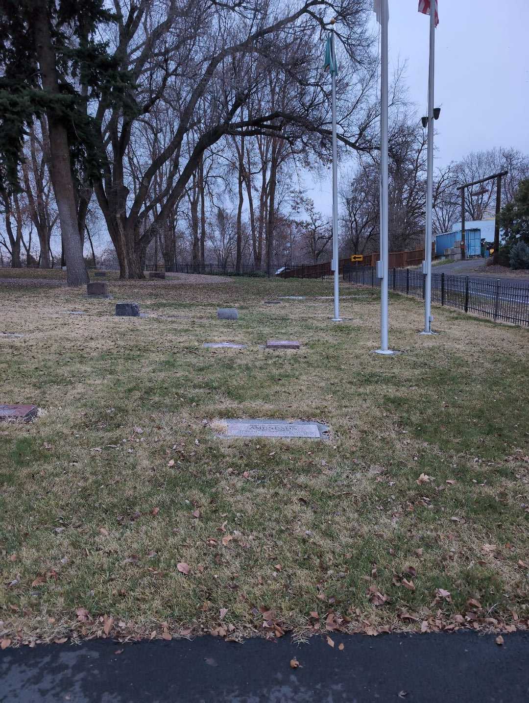 Leah Penner's grave. Photo 2