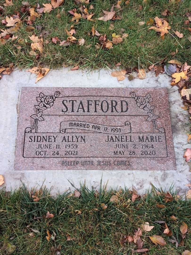 Sidney Allyn Stafford's grave. Photo 3